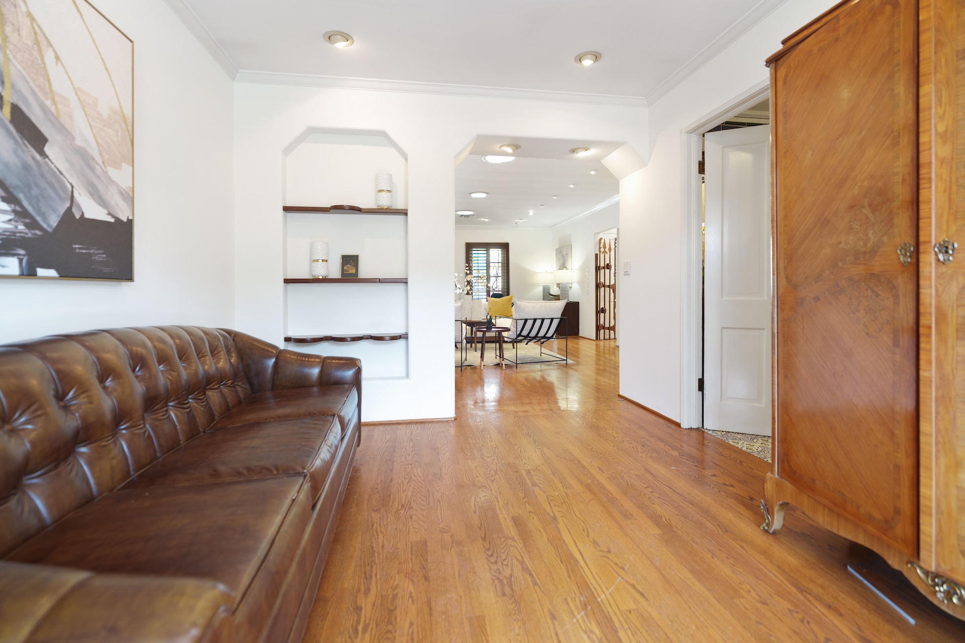 Living room, a second view